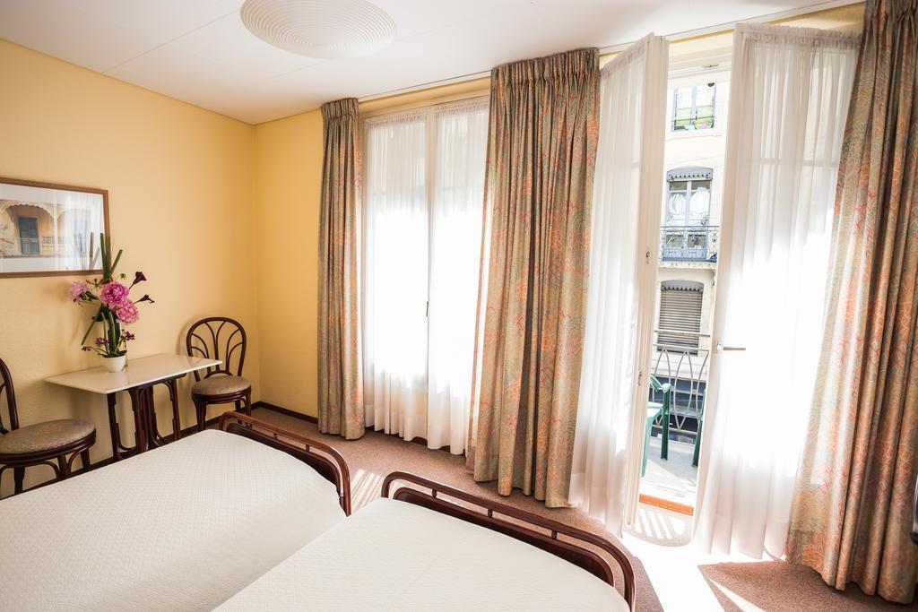 Hôtel Résidence Cité-Verdaine Genebra Quarto foto