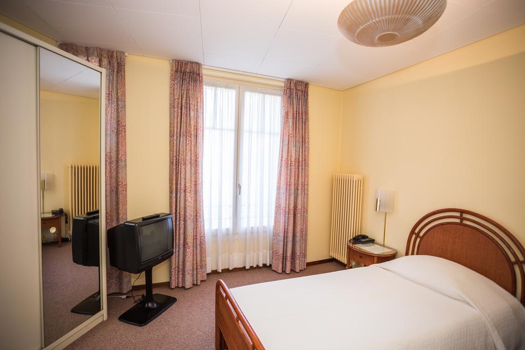 Hôtel Résidence Cité-Verdaine Genebra Quarto foto