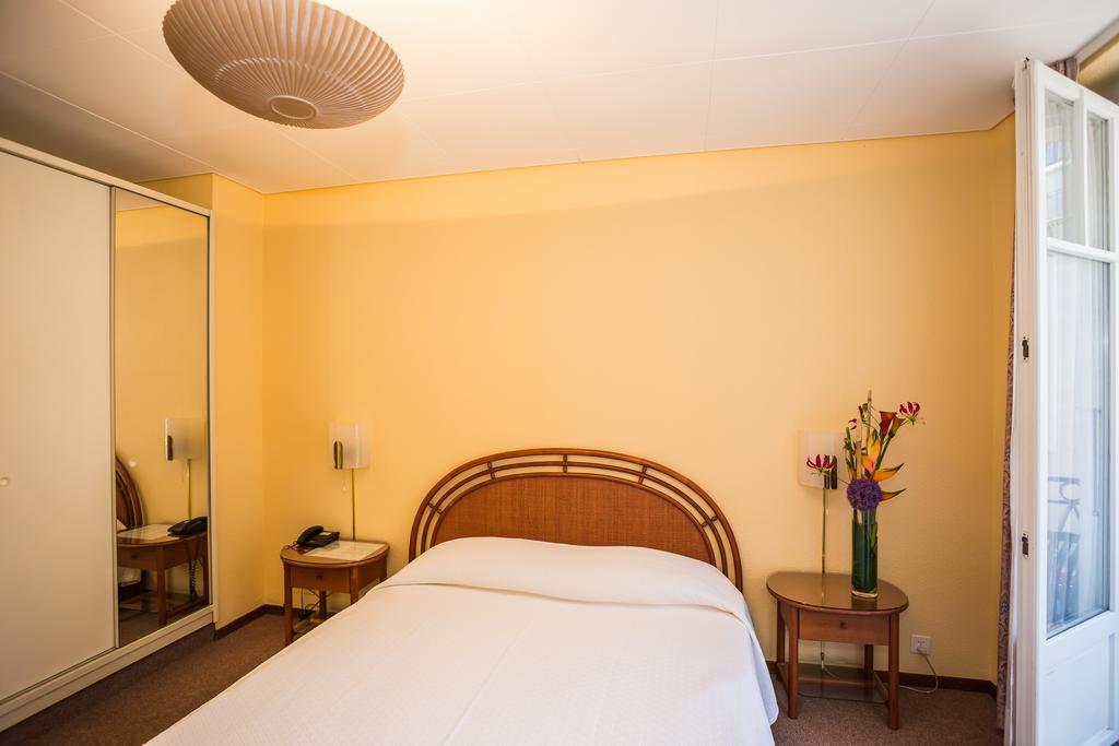 Hôtel Résidence Cité-Verdaine Genebra Quarto foto
