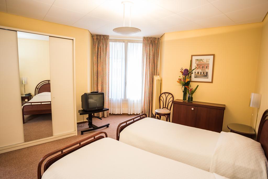 Hôtel Résidence Cité-Verdaine Genebra Quarto foto